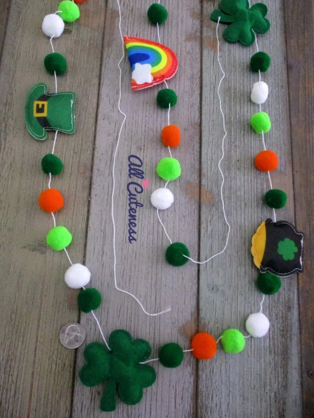 (NWOT) St. Patrick's Day Garland Decoration